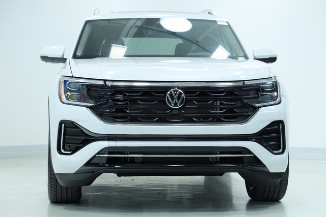 2025 Volkswagen Atlas 2.0T SEL Premium R-Line 2