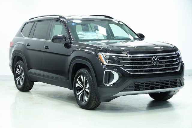 2025 Volkswagen Atlas 2.0T SE 3