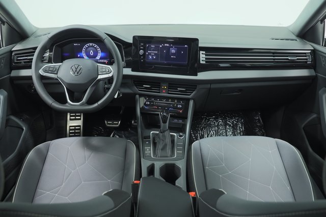 2025 Volkswagen Jetta Sport 9