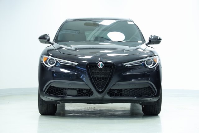 2023 Alfa Romeo Stelvio Sprint 2