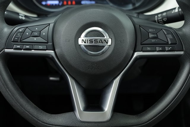 2022 Nissan Versa 1.6 SV 11