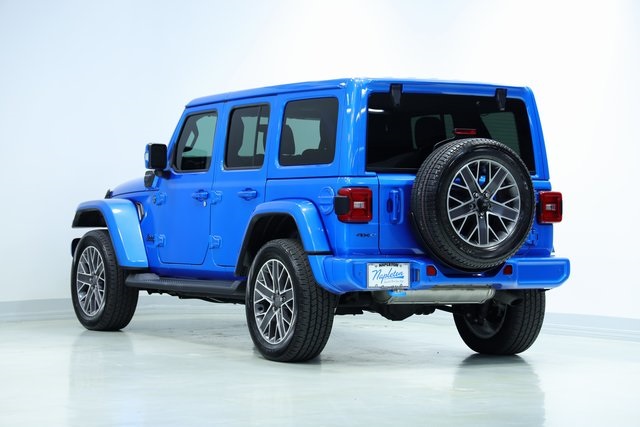 2022 Jeep Wrangler Unlimited Sahara 4xe 5