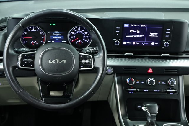 2022 Kia Carnival LXS 10