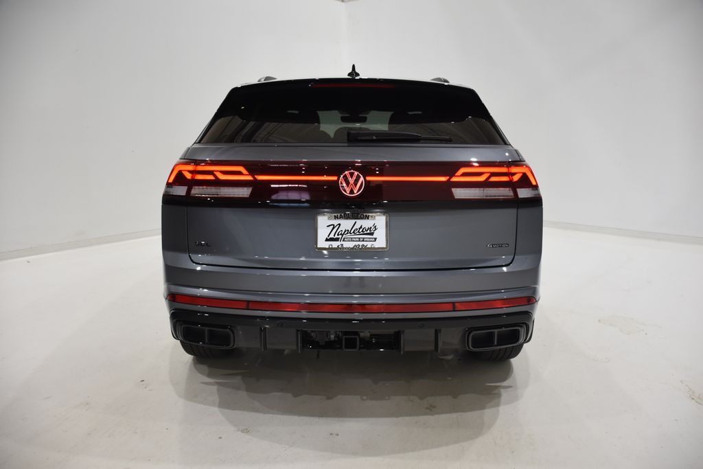 2025 Volkswagen Atlas Cross Sport 2.0T SEL R-Line 5