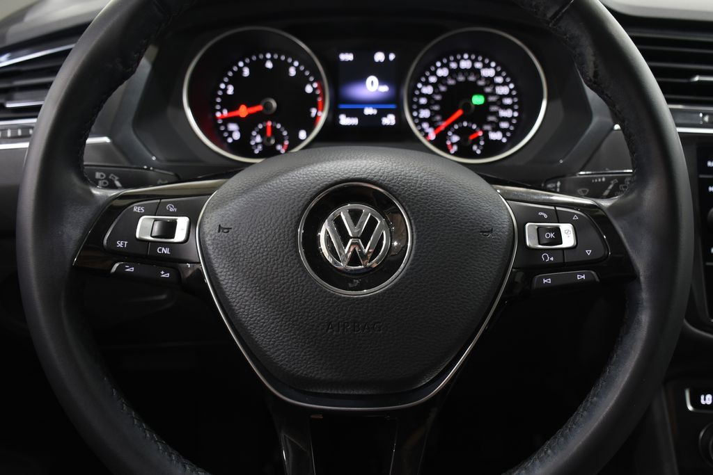 2018 Volkswagen Tiguan 2.0T SE 9