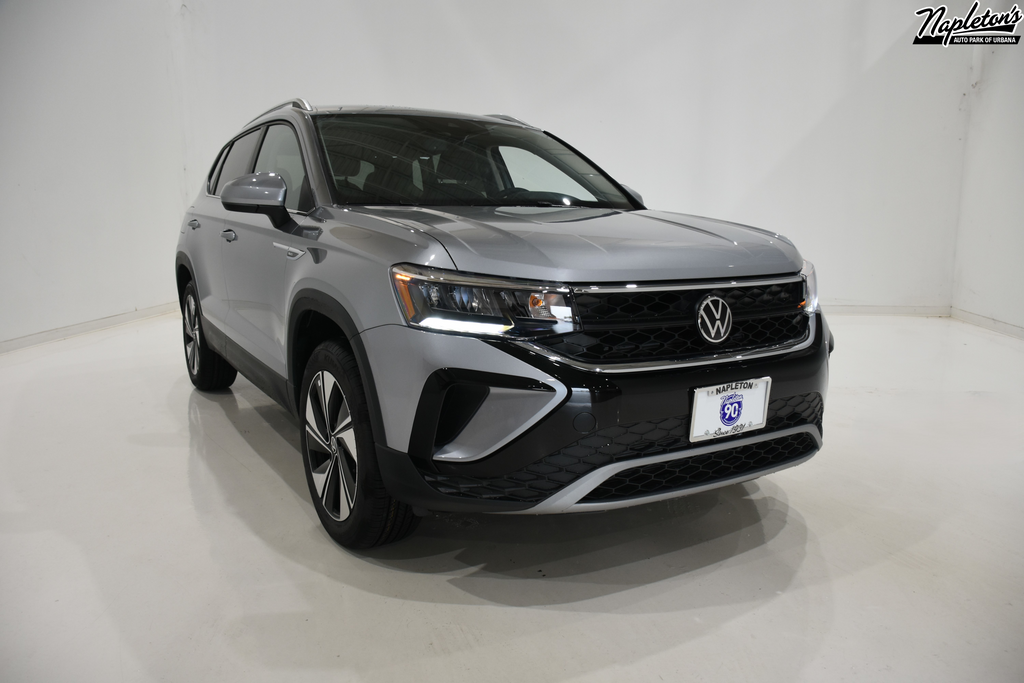 2024 Volkswagen Taos 1.5T SE 1