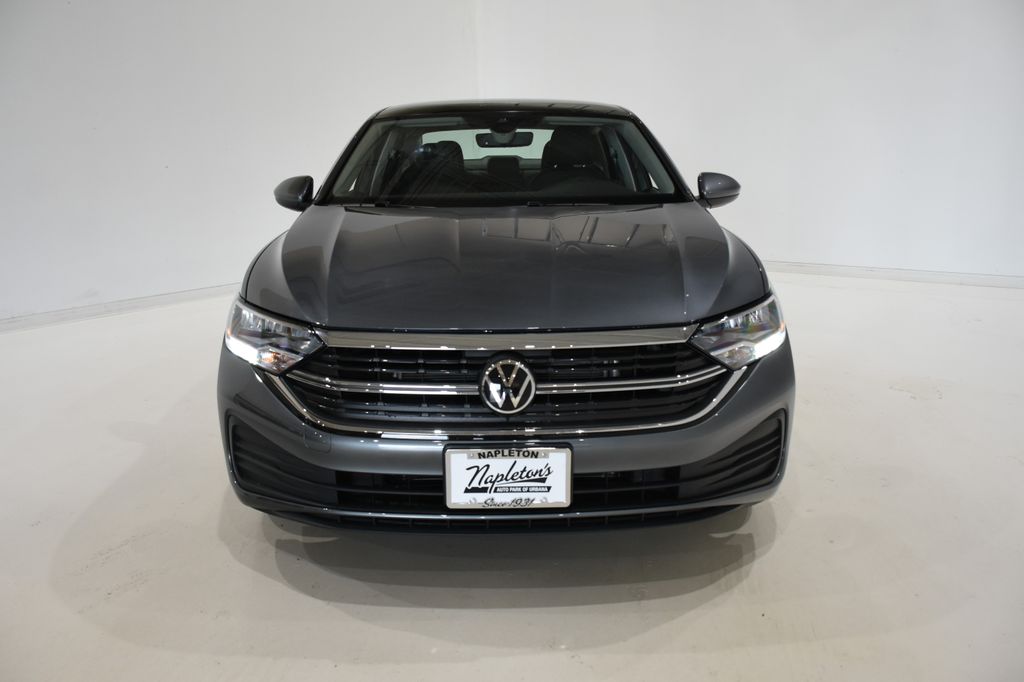 2024 Volkswagen Jetta 1.5T SE 2