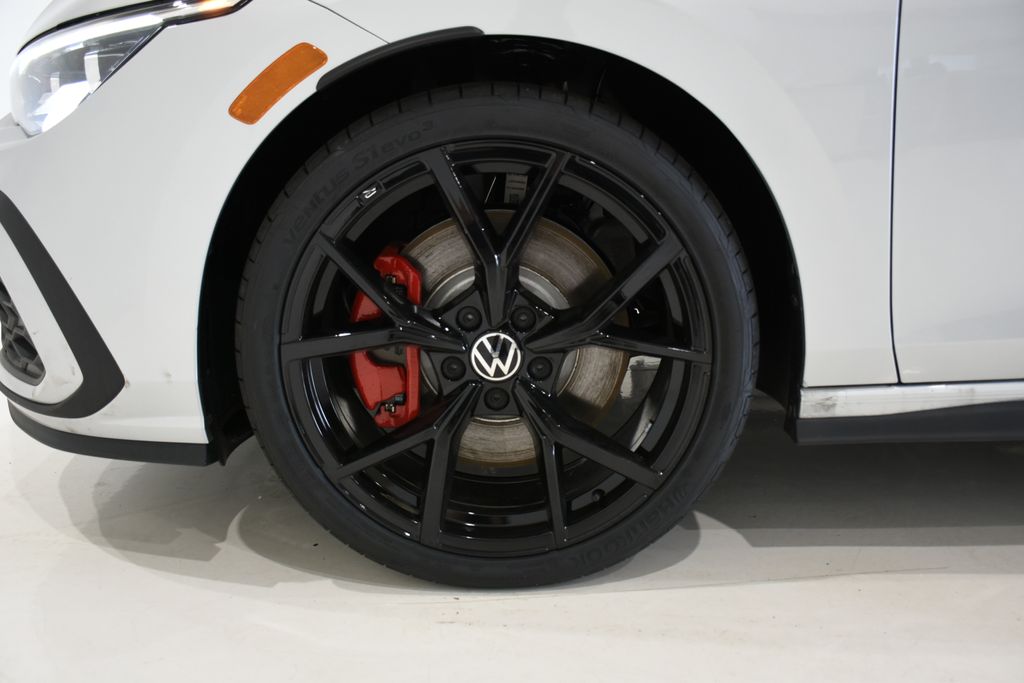 2024 Volkswagen Golf GTI SE 6