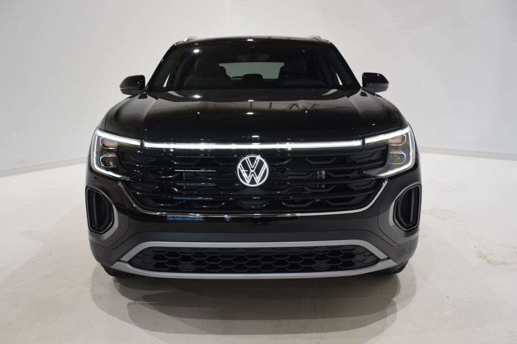 2025 Volkswagen Atlas Cross Sport 2.0T SE w/Technology 2