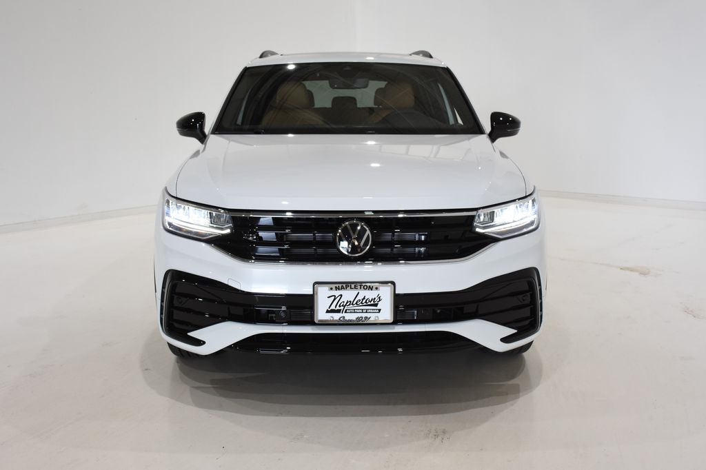 2024 Volkswagen Tiguan 2.0T SE R-Line Black 2