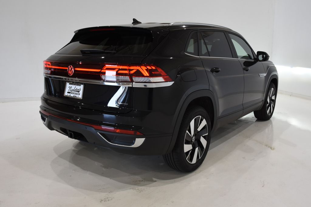 2024 Volkswagen Atlas Cross Sport 2.0T SE w/Technology 4