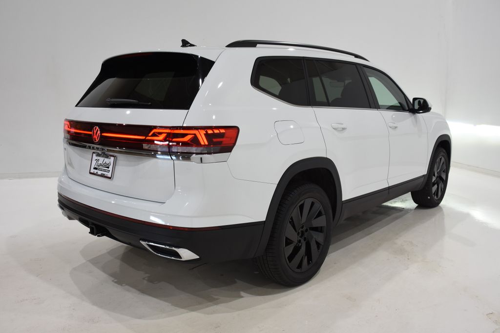 2025 Volkswagen Atlas 2.0T SE w/Technology 4