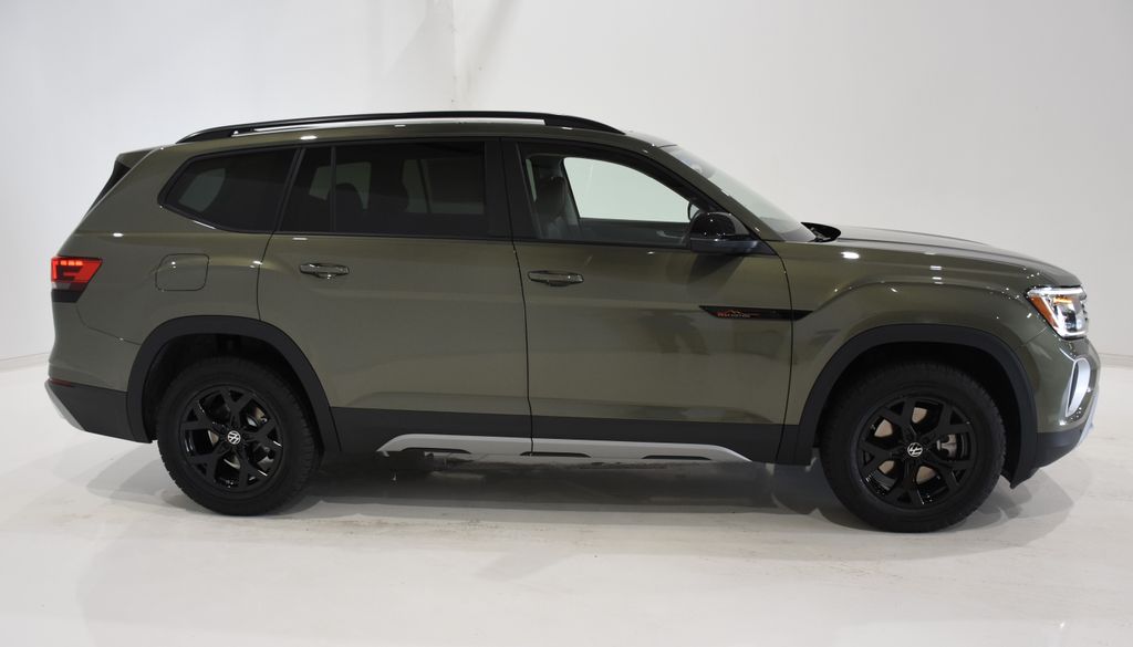 2024 Volkswagen Atlas 2.0T Peak Edition SE w/Technology 3