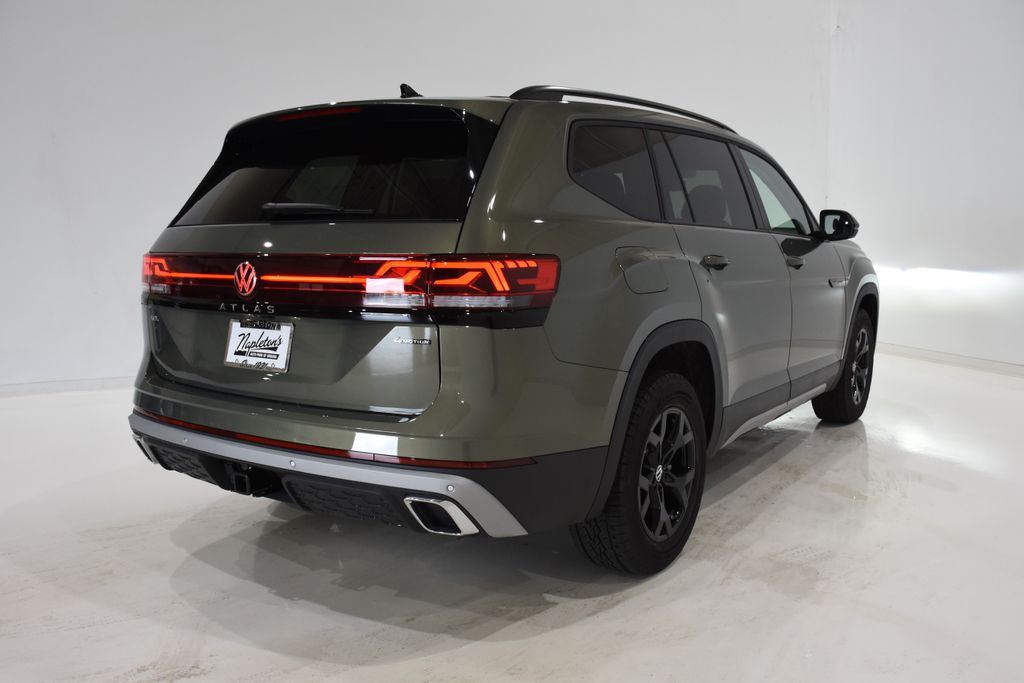 2024 Volkswagen Atlas 2.0T Peak Edition SE w/Technology 4