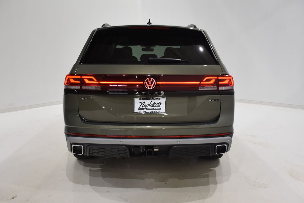 2025 Volkswagen Atlas Peak Editon SE w/Tech 5