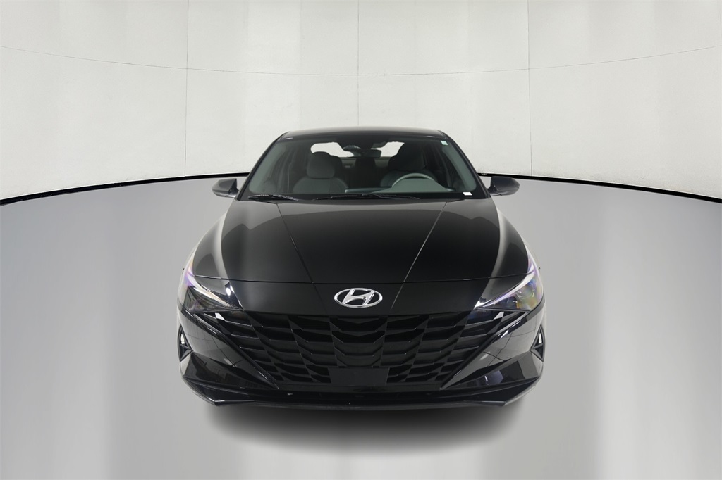 2022 Hyundai Elantra SEL 2