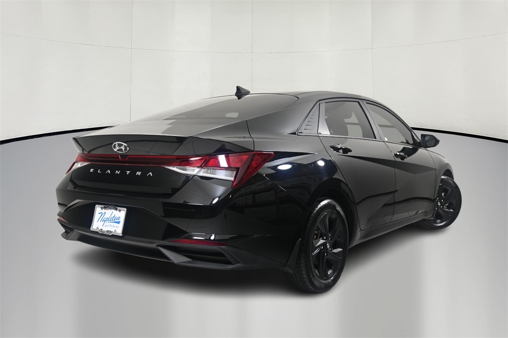 2022 Hyundai Elantra SEL 7