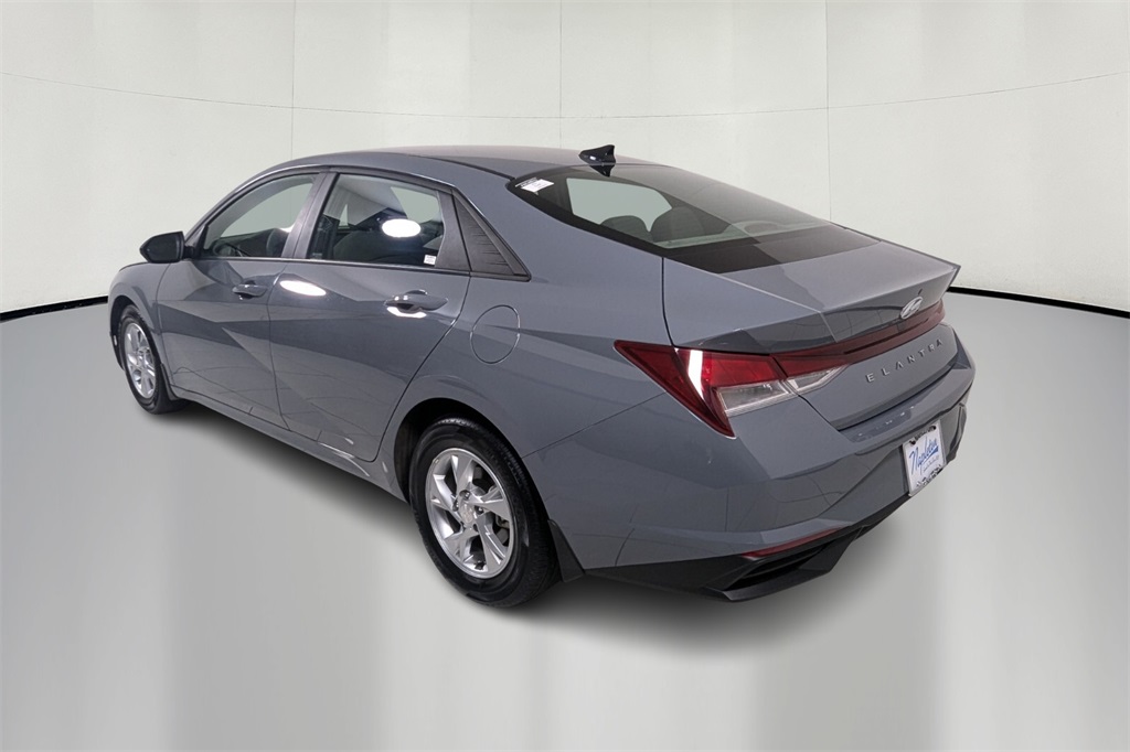 2022 Hyundai Elantra SE 5