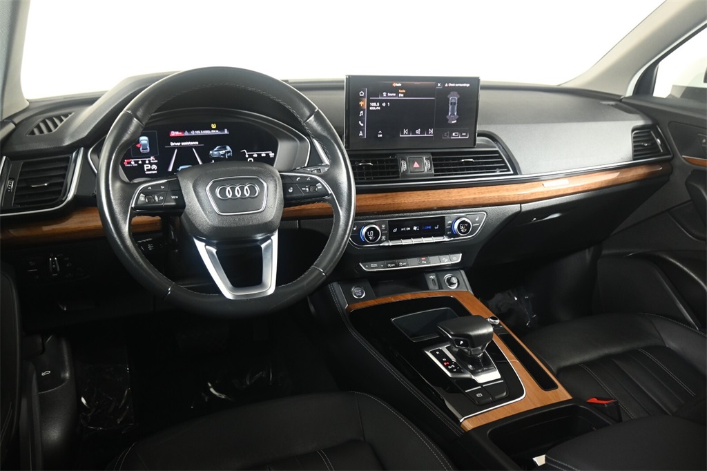 2022 Audi Q5 45 S line Premium Plus 11