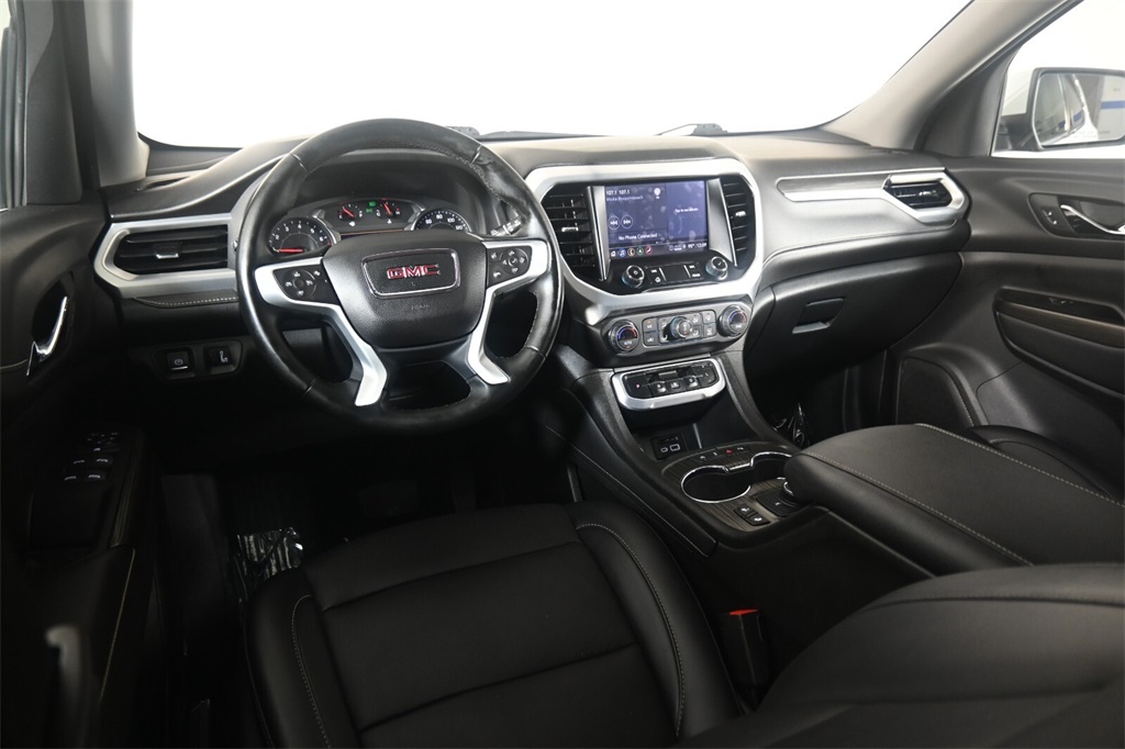 2023 GMC Acadia SLT 11