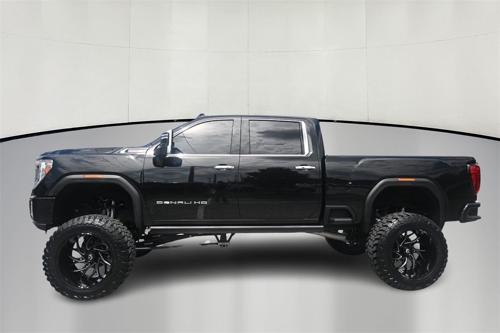 2023 GMC Sierra 2500HD Denali 4