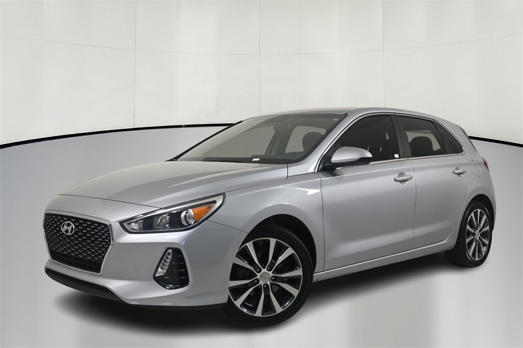 2020 Hyundai Elantra GT Base 3