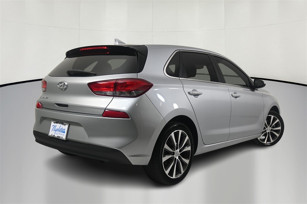 2020 Hyundai Elantra GT Base 7