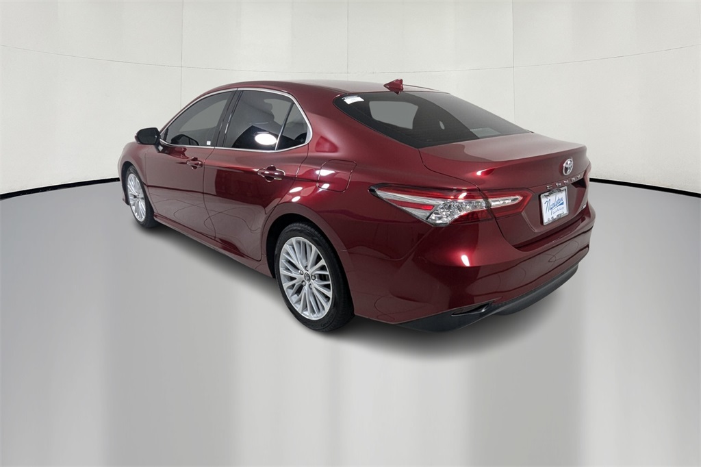 2020 Toyota Camry XLE 5