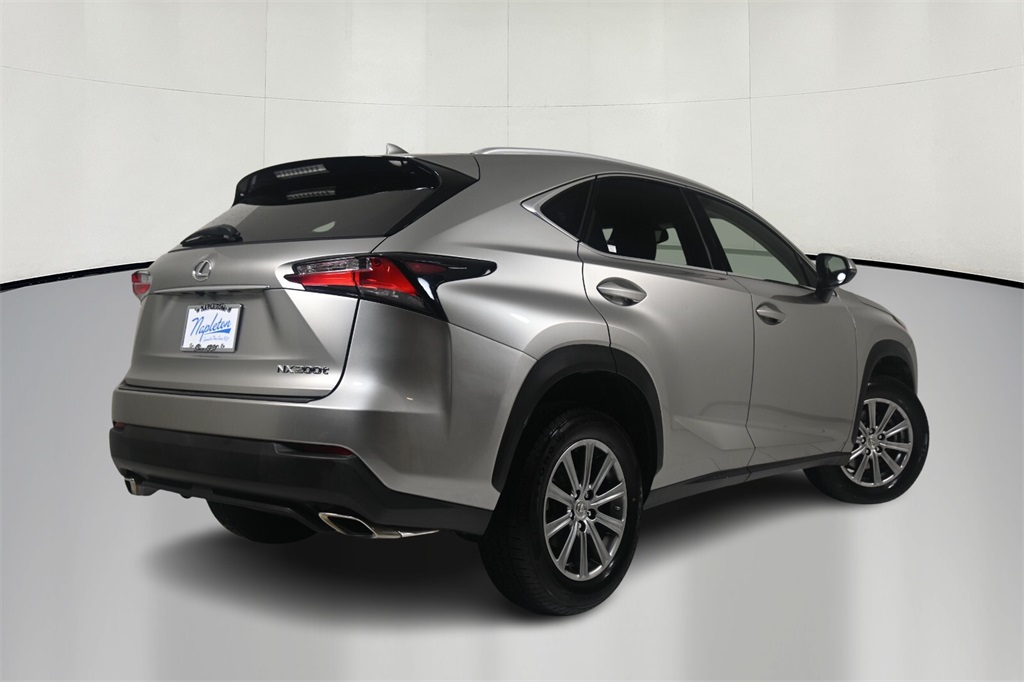 2016 Lexus NX 200t 7