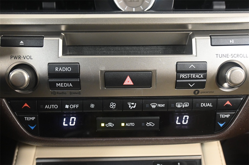 2017 Lexus ES 350 16