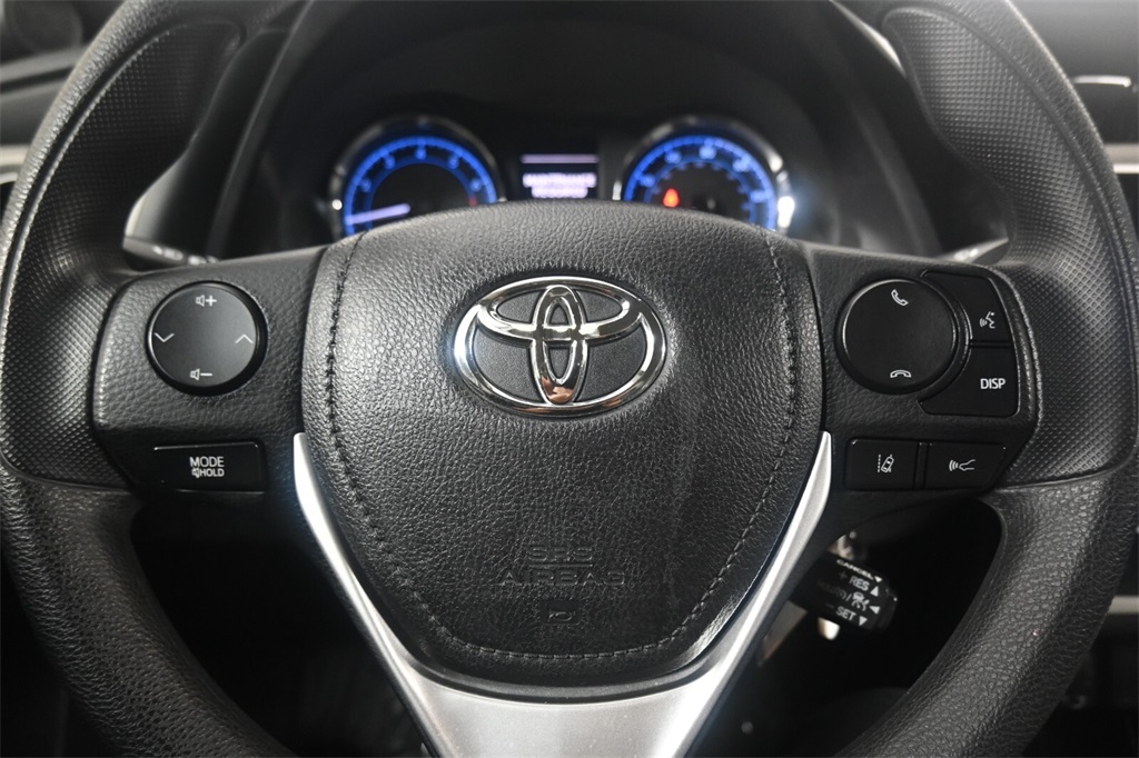 2018 Toyota Corolla LE 15