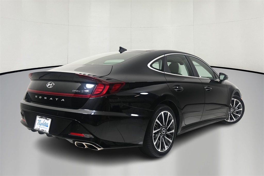 2022 Hyundai Sonata Limited 4