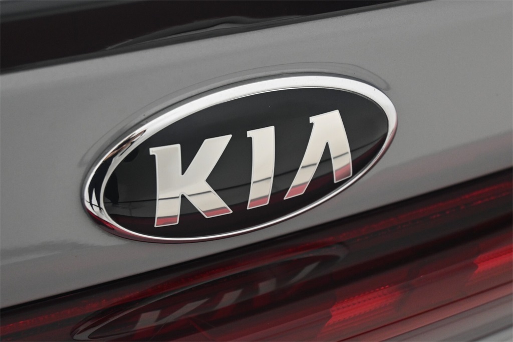 2021 Kia K5 GT-Line 8