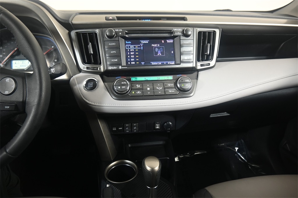 2015 Toyota RAV4 Limited 21