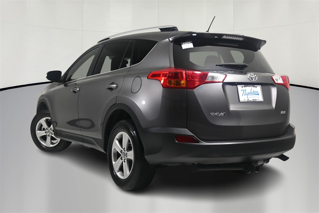 2015 Toyota RAV4 XLE 5