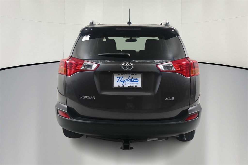 2015 Toyota RAV4 XLE 6