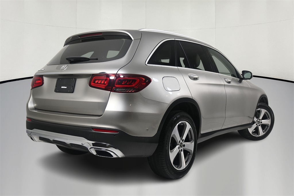 2021 Mercedes-Benz GLC GLC 300 7