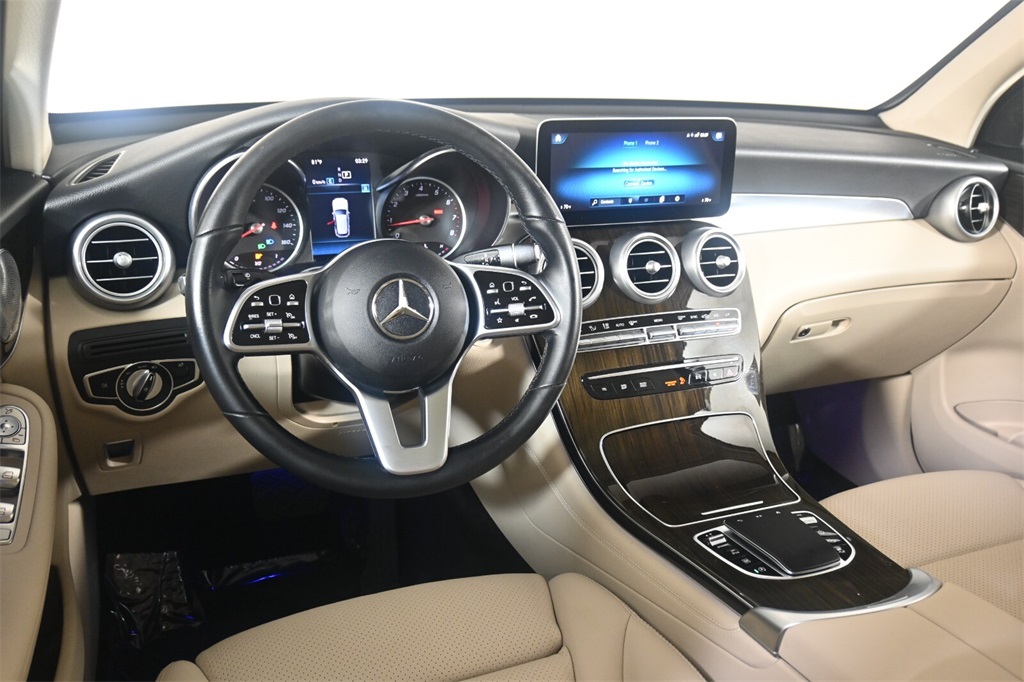 2021 Mercedes-Benz GLC GLC 300 11