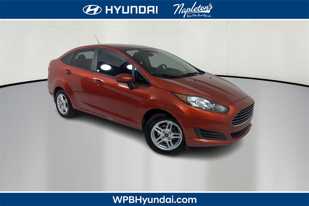 2019 Ford Fiesta SE 1