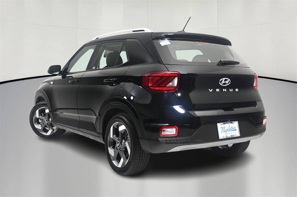 2023 Hyundai Venue SEL 5