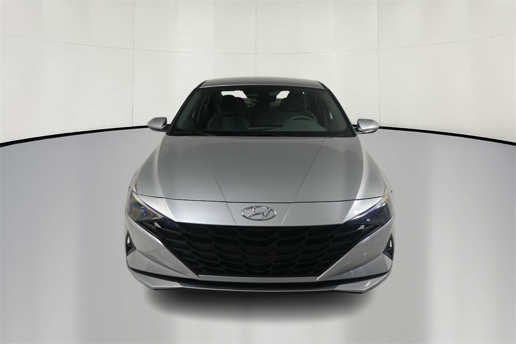 2022 Hyundai Elantra SEL 2