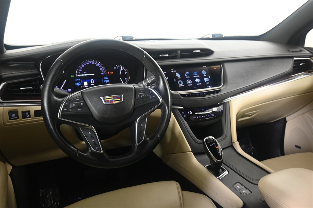 2019 Cadillac XT5 Premium Luxury 11