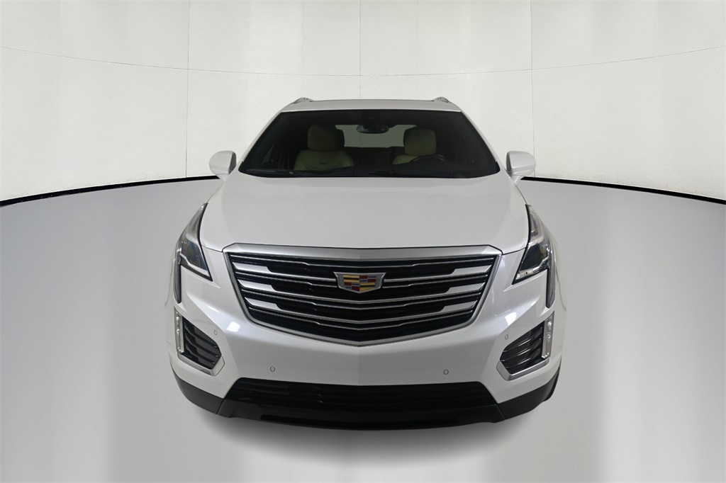 2018 Cadillac XT5 Premium Luxury 2