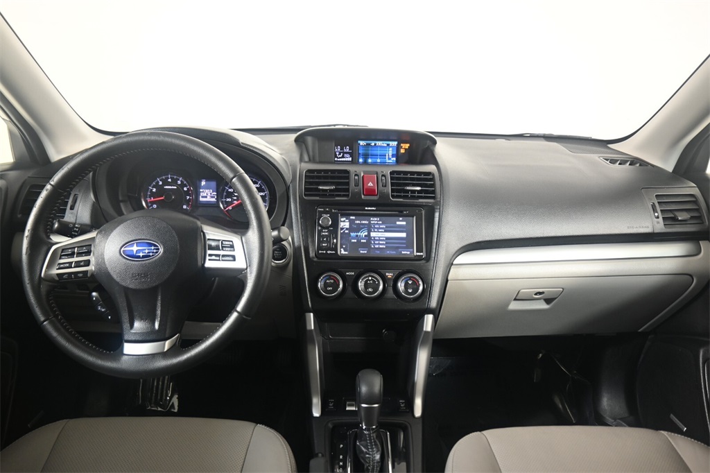 2015 Subaru Forester 2.5i Touring 14