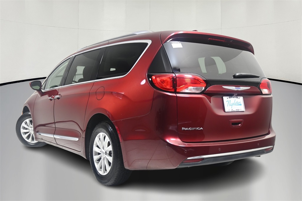 2019 Chrysler Pacifica Touring L 5