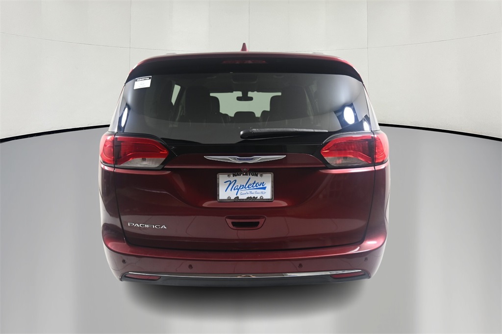 2019 Chrysler Pacifica Touring L 6