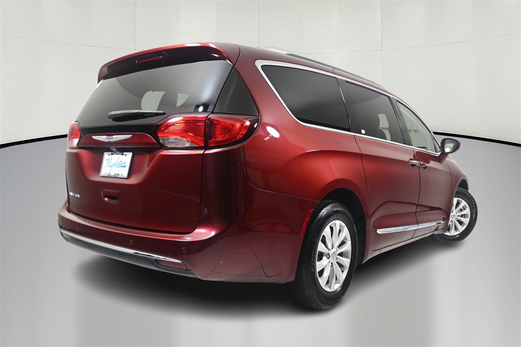 2019 Chrysler Pacifica Touring L 7