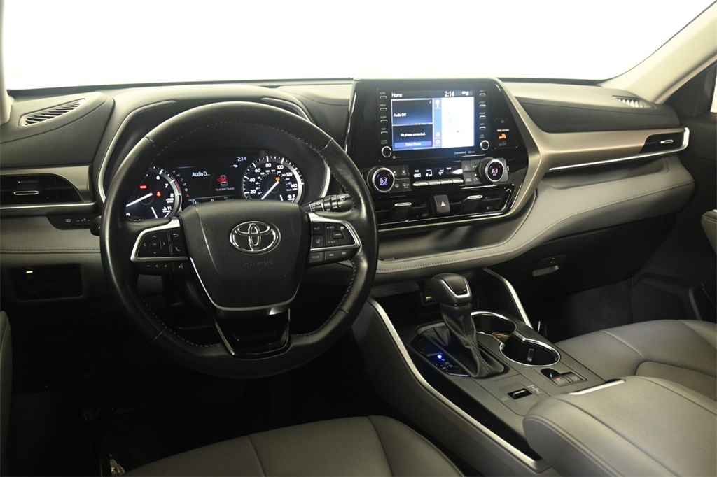 2021 Toyota Highlander XLE 11