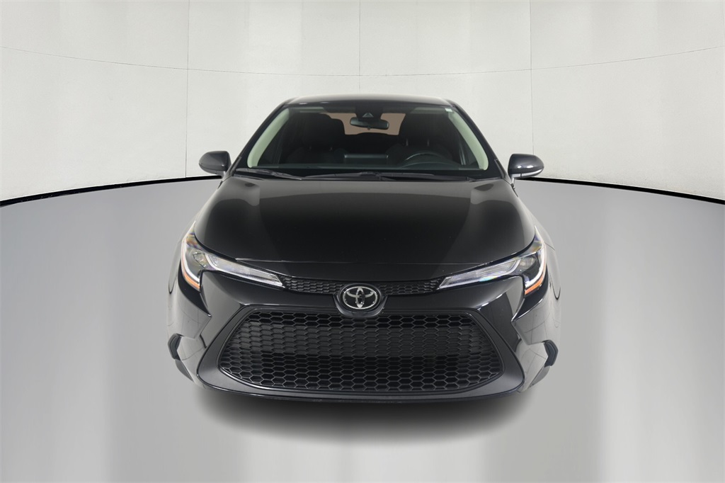 2022 Toyota Corolla LE 2