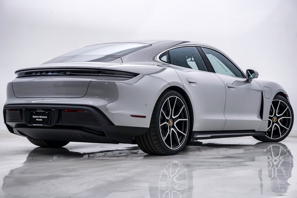 2024 Porsche Taycan 4S 9